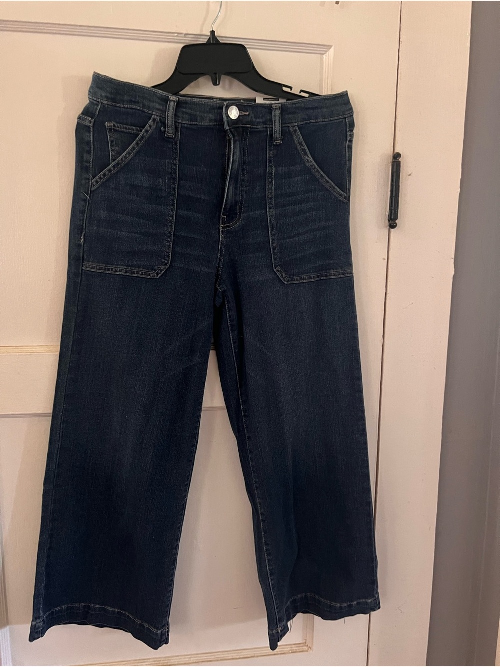 Time and Tru Dark Indigo Wide-Leg Crop Jeans with Front Patch Pockets